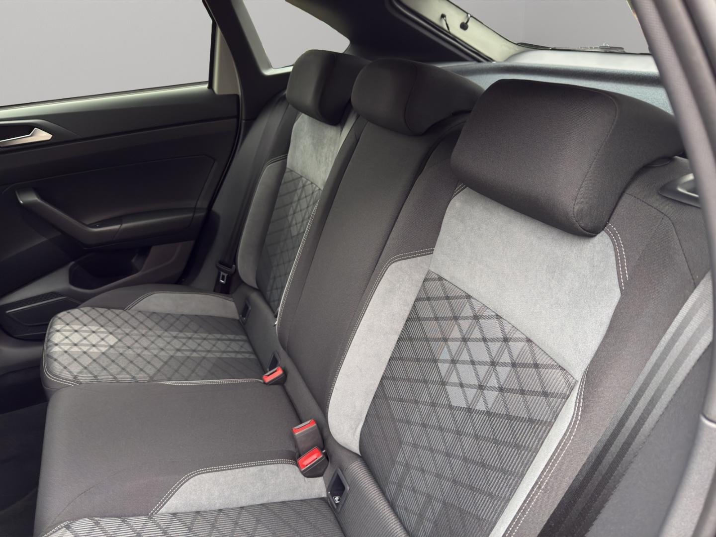 Volkswagen Taigo 1.0 TSI IQ.Drive R-Line