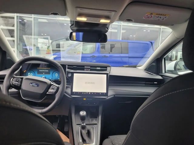 Ford Puma EcoBoost Titanium