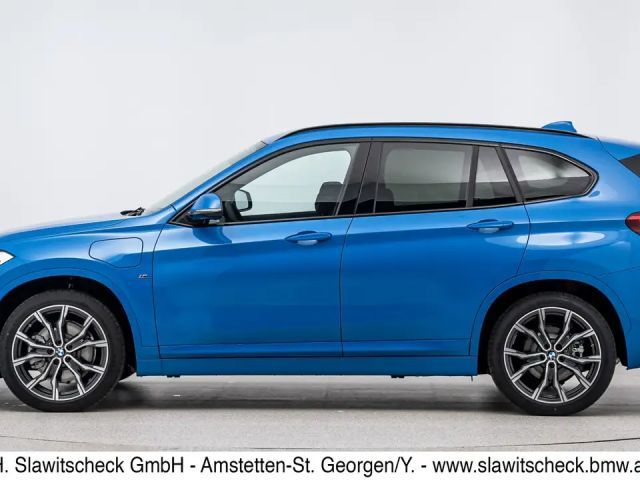 BMW X1 xDrive25e