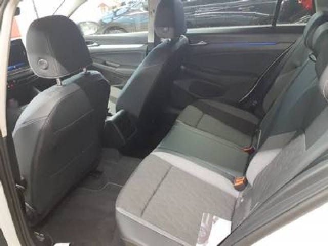 Volkswagen Golf 1.5 eTSI Variant