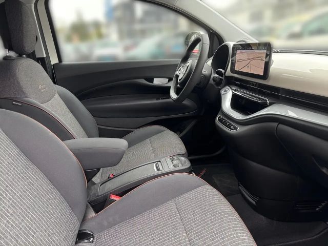 Fiat 500e 3+1 | 42kWh | Spurhalteassistent | CarPlay | Tempo