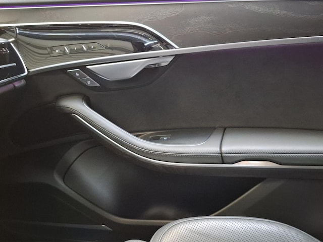 Audi A8 60 TFSI Hybride Lang Quattro