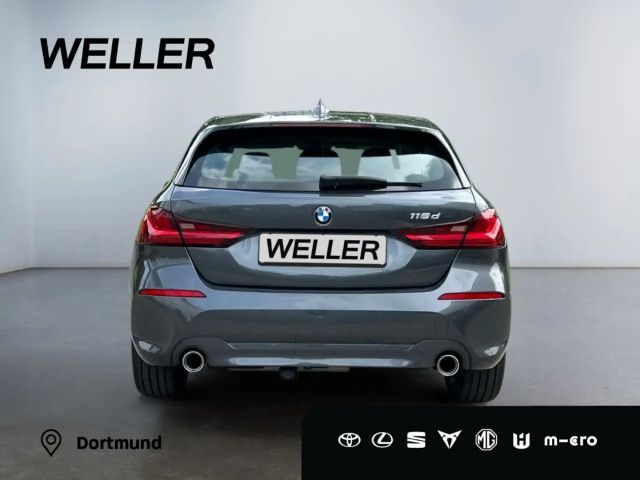 BMW 118 118d Advantage pakket Sedan