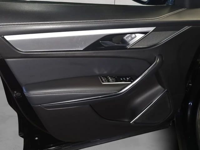 Jaguar F-Pace AWD D300 S