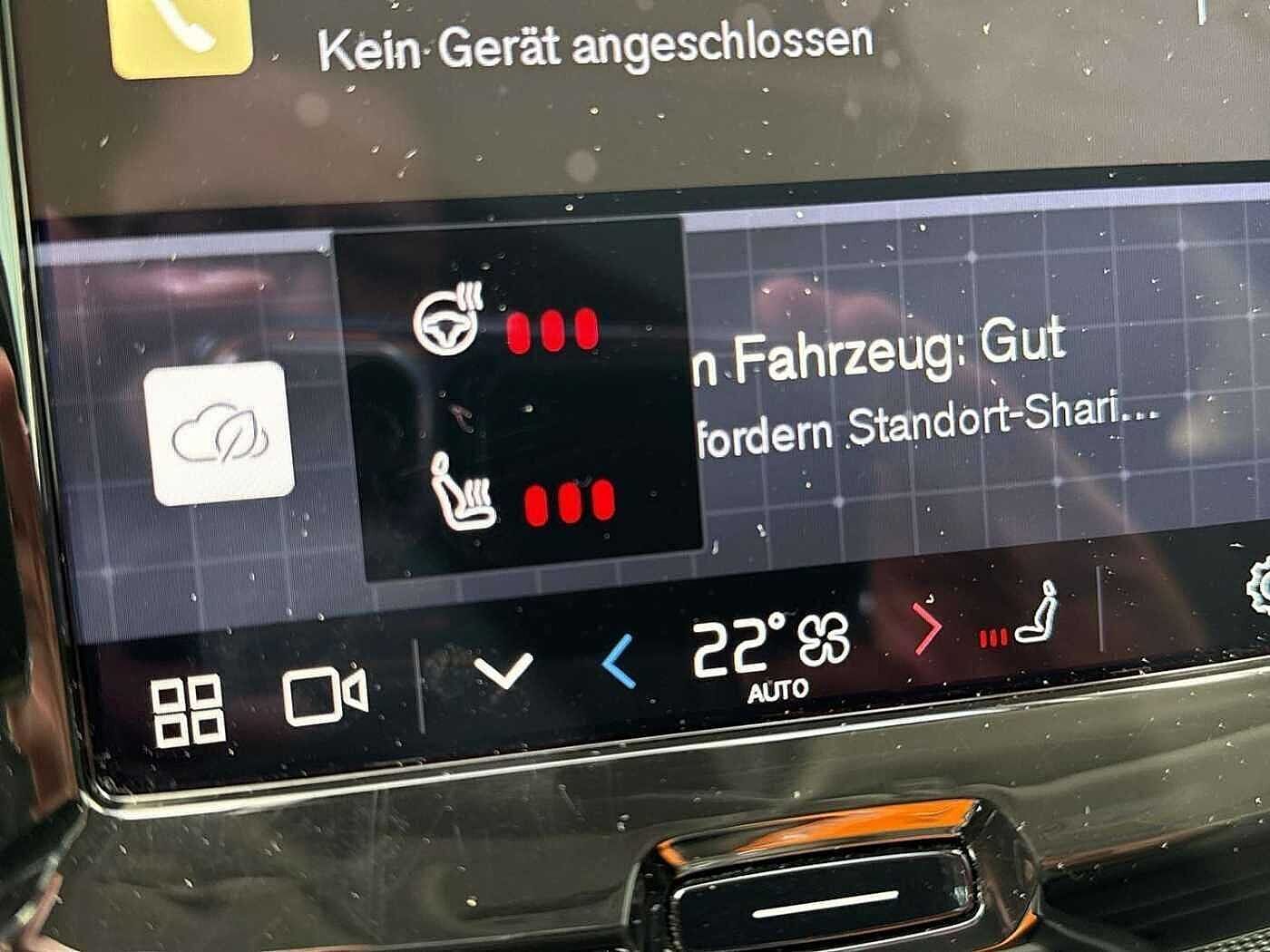 Volvo XC60 Dark Plus