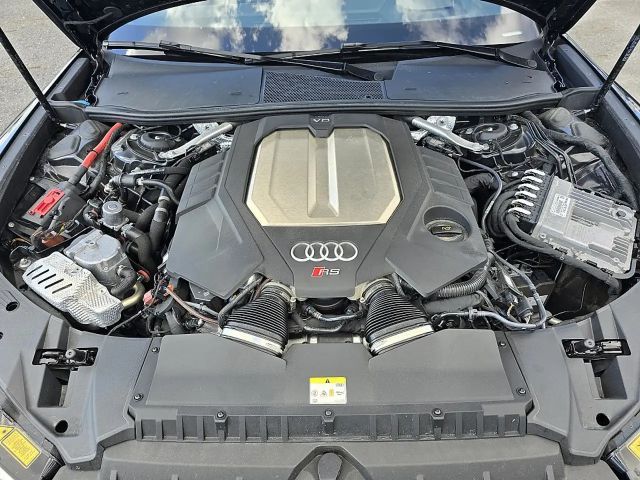 Audi RS6 Avant Quattro S-Tronic