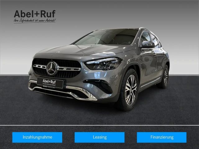 Mercedes-Benz GLA 200 Progressive
