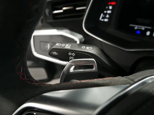 Audi A6 e-tron Avant Performance Quattro