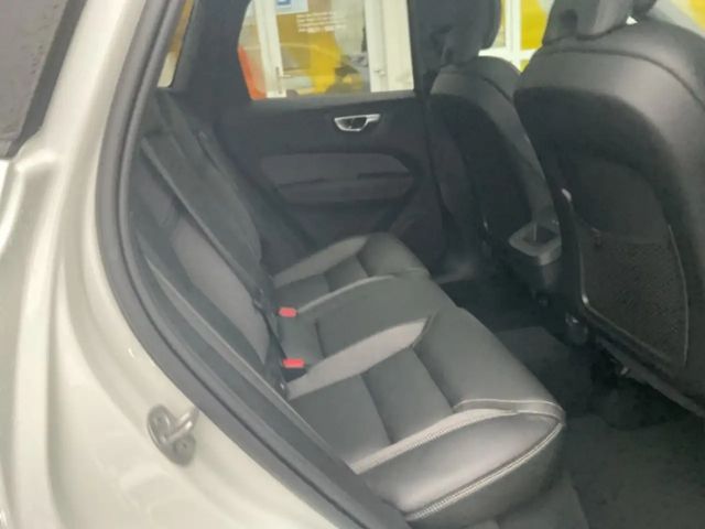 Volvo XC60 Dark Plus