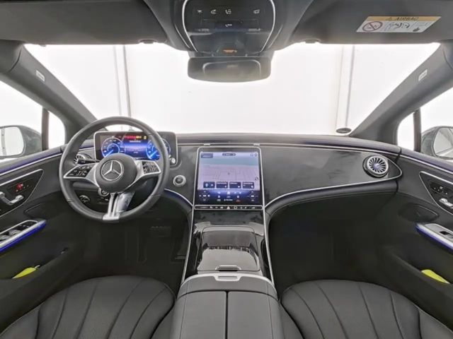 Mercedes-Benz EQE 300 Sedan