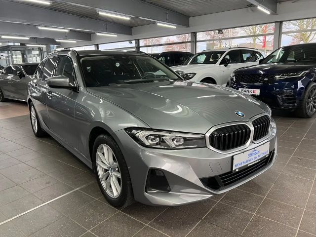 BMW 320 320d Touring xDrive