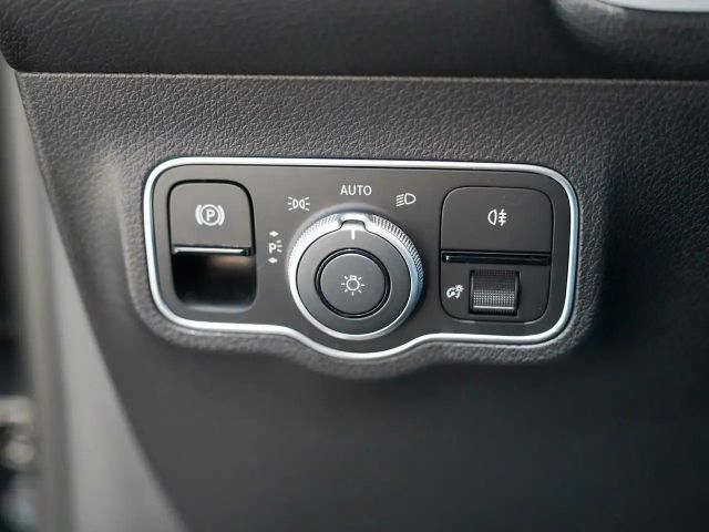 Mercedes-Benz GLB 200 GLB 200 d