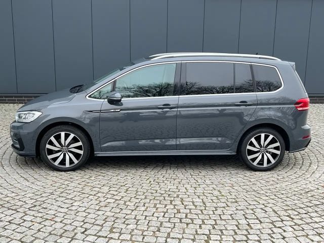 Volkswagen Touran 1.5 TSI Highline R-Line