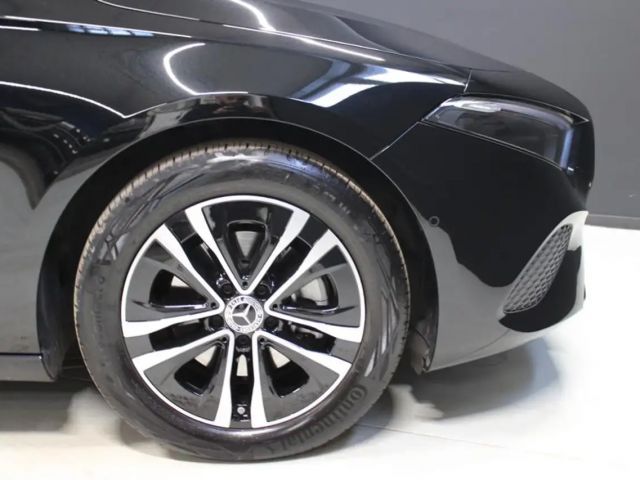 Mercedes-Benz A 180 Progressive