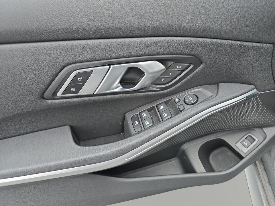 BMW 320 320i Touring