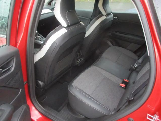 Renault Captur E-Tech Intens