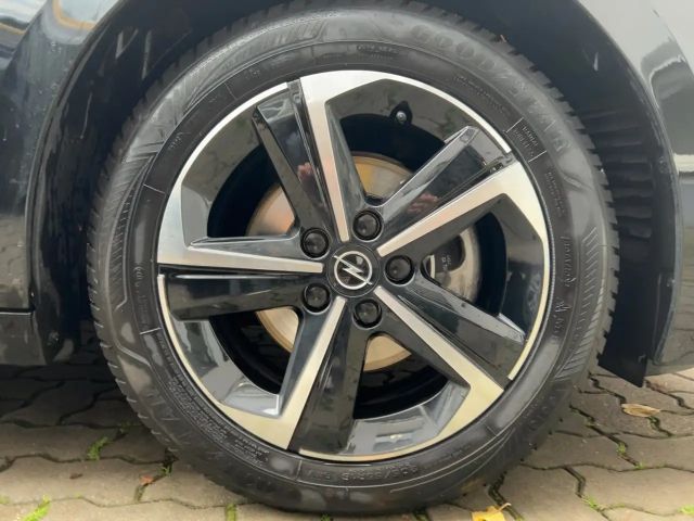 Opel Astra 1.2 Turbo Edition Turbo