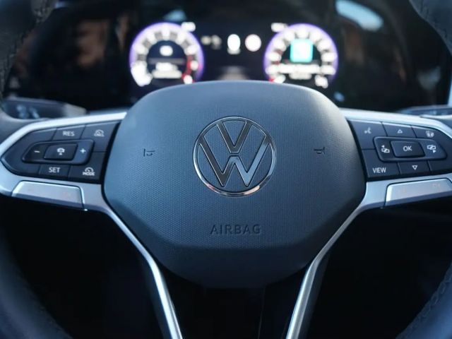 Volkswagen Golf 1.5 TSI Golf VIII Life