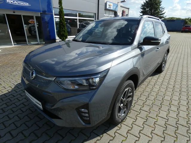 SsangYong Korando E-Motion Platinum Automatik Navi Sitzheizung PDC