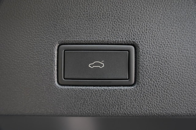 Volkswagen T-Roc 1.5 TSI DSG R-Line