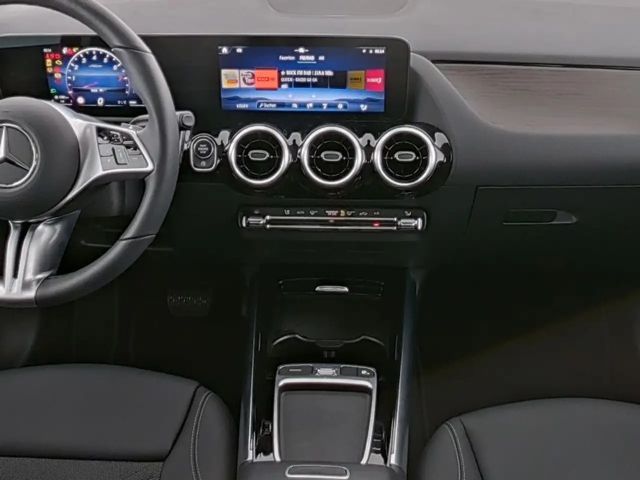 Mercedes-Benz GLA 200 Progressive