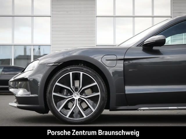 Porsche Taycan 4 Cross Turismo