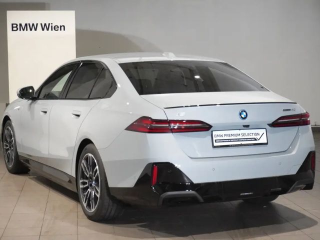 BMW i5 Sedan eDrive40