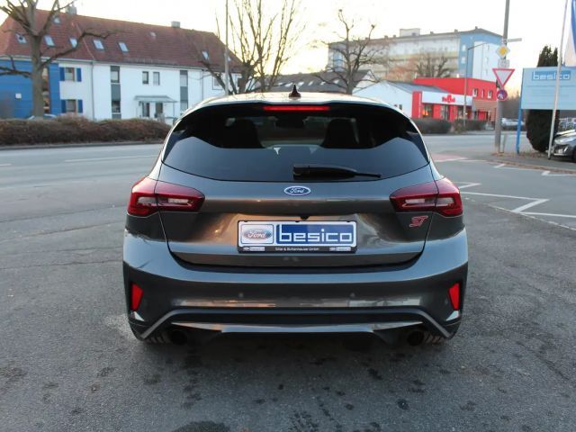 Ford Focus EcoBoost ST Line