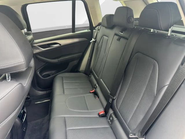 BMW X3 xDrive30e