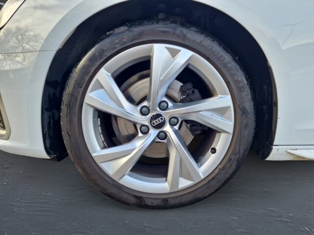 Audi A4 35 TFSI Avant S-Line S-Tronic