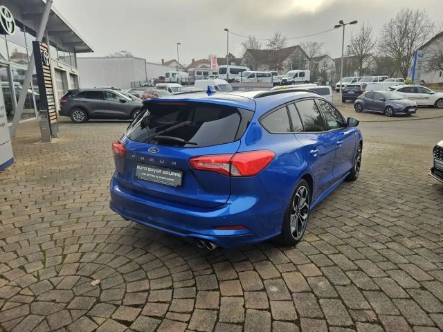 Ford Focus EcoBoost ST Line Wagon
