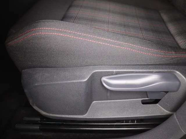 Volkswagen Polo 2.0 TSI DSG GTI