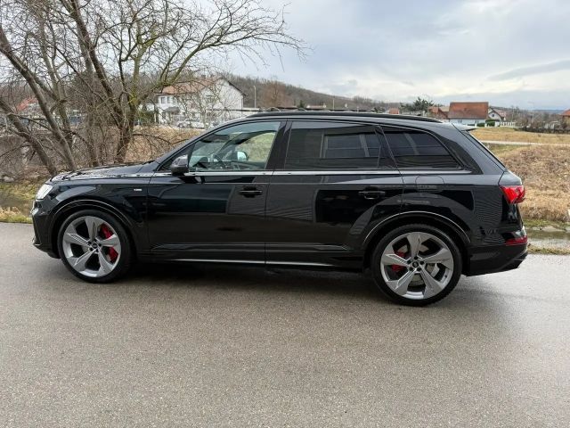 Audi Q7 60 TFSI Hybride Quattro S-Line