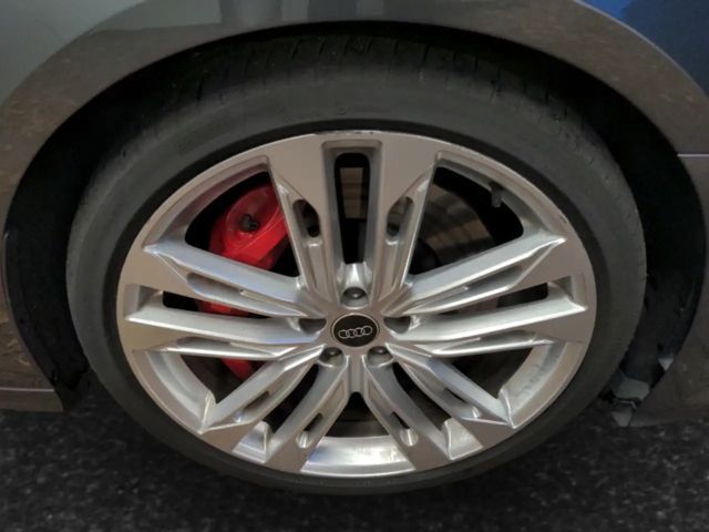 Audi S6 Avant Quattro