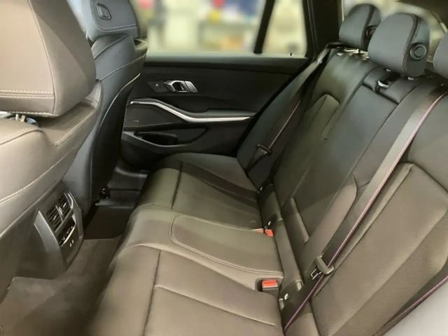 BMW 320 320d Touring xDrive