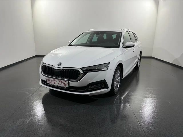 Skoda Octavia 2.0 TDI Combi Style Style