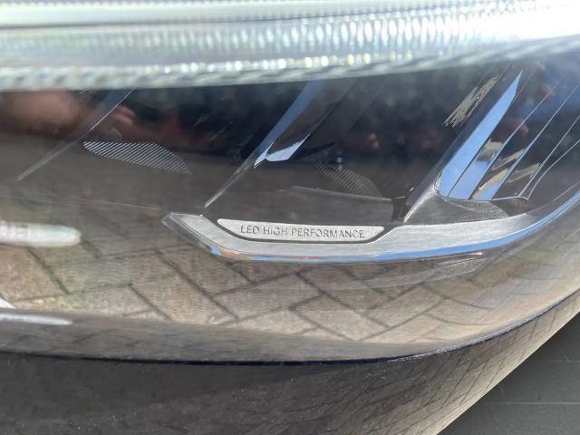 Mercedes-Benz B 180 Progressive