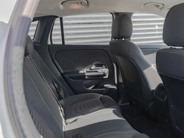 Mercedes-Benz GLA 180 Progressive