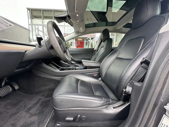 Tesla Model 3 AWD Long Range