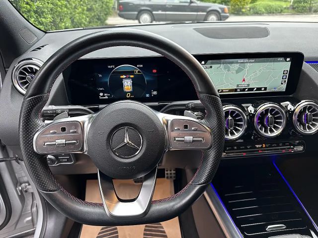 Mercedes-Benz GLA 220 AMG Line GLA 220 d