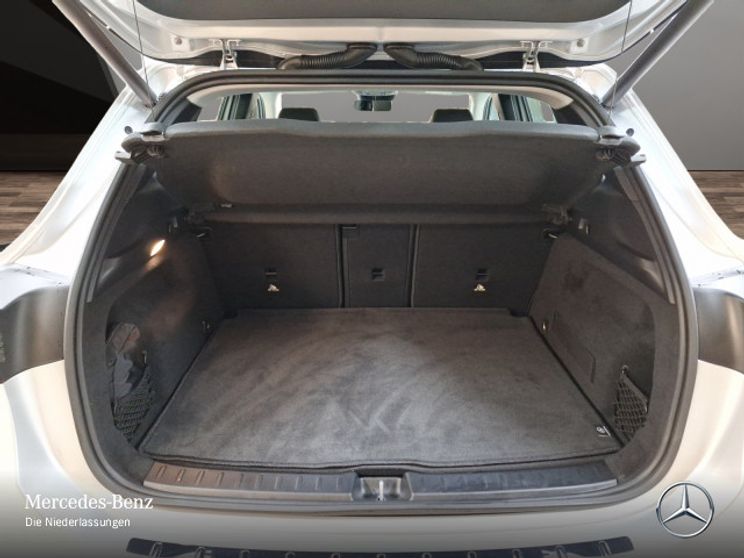 Mercedes-Benz GLA 180 Progressive