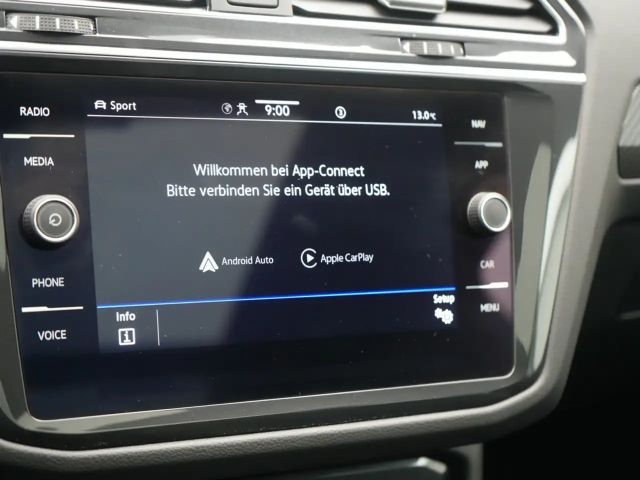Volkswagen Tiguan R SHZ CARPLAY KEYLESS PDC MATRIX PANO ACC