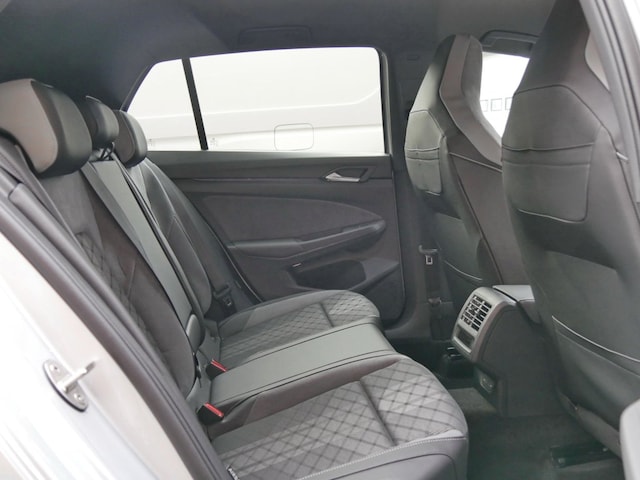 Volkswagen Golf 1.5 eTSI R-Line