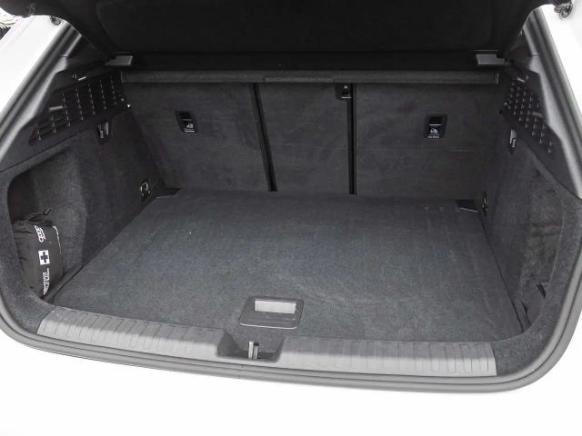 Audi A3 30 TDI S-Line S-Tronic Sedan