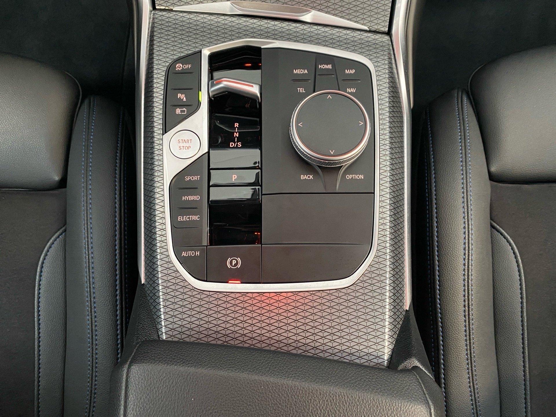 BMW 330 330e Touring xDrive