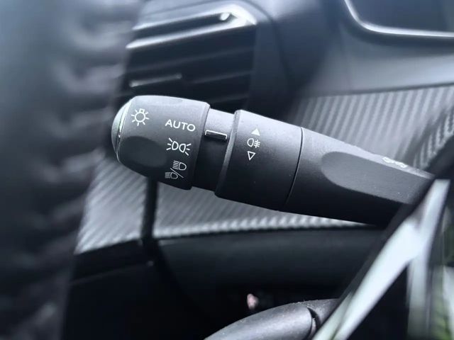 Peugeot 2008 Allure Pack