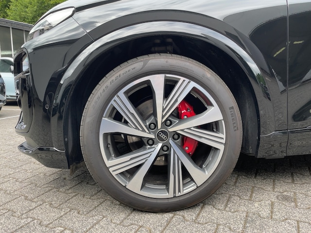 Audi Q6 e-tron Quattro