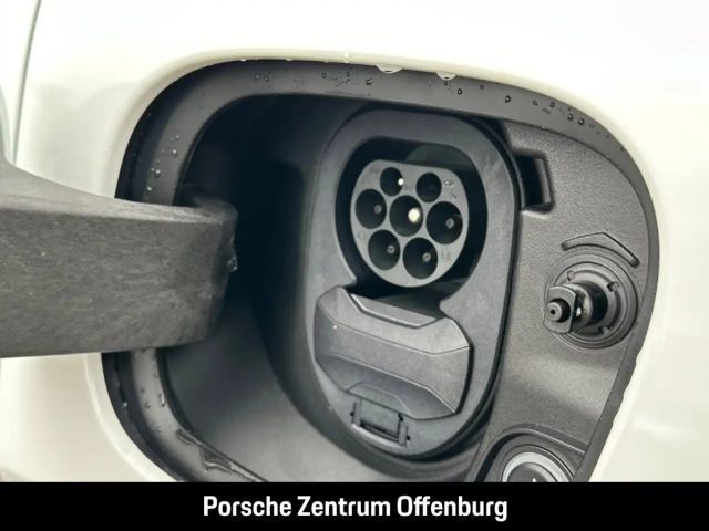 Porsche Macan HUD Luftfed. AHK-el. Pano Navi Dig.Cockpit