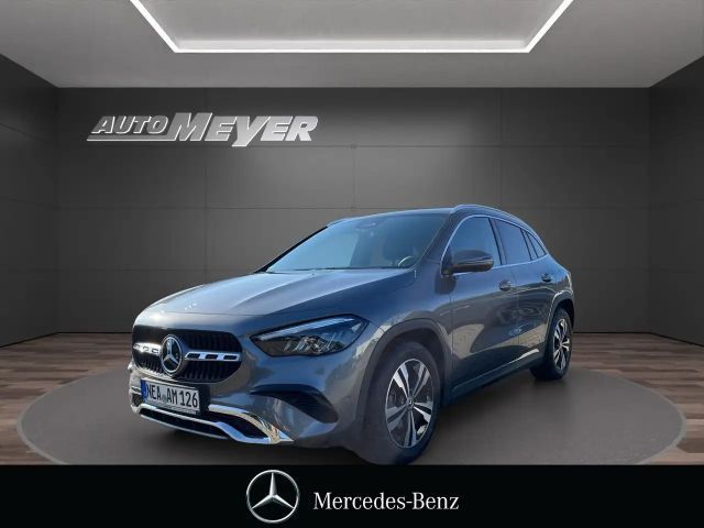 Mercedes-Benz GLA 180 Progressive