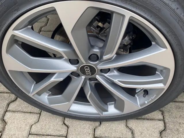 Audi Q2 35 TFSI S-Line